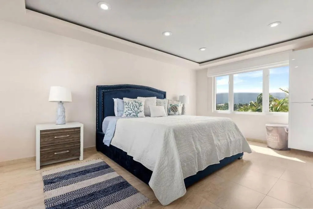 Revitalized Beachfront Villa - 8498-99 Rio Grande